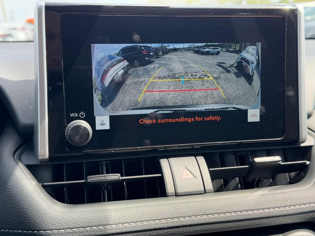 2025 Toyota RAV4 XLE FWD (Natl)