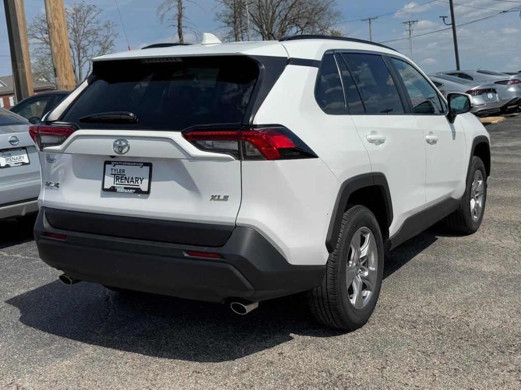 2025 Toyota RAV4 XLE FWD (Natl)
