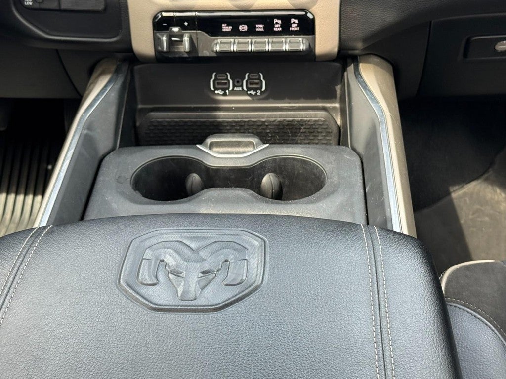 2020 RAM 3500 Laramie 4x4 Crew Cab 6'4" Box