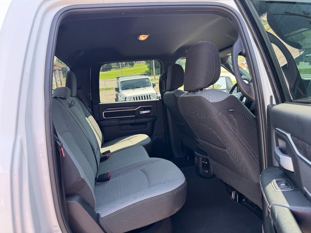 2024 RAM 2500 Big Horn 4x4 Crew Cab 6'4" Box