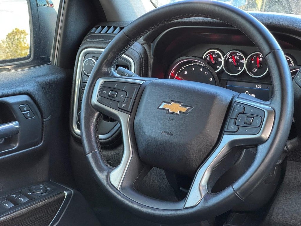 2021 Chevrolet Silverado 1500 4WD Crew Cab 147" LT w/1LT