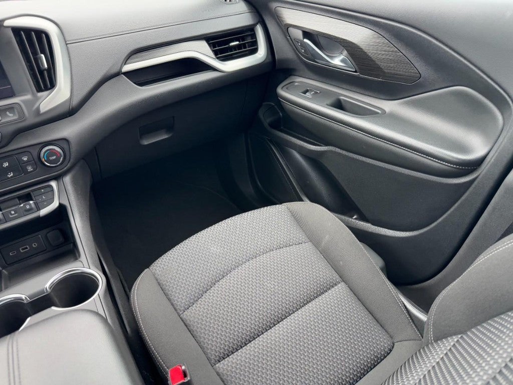 2024 GMC Terrain FWD 4dr SLE