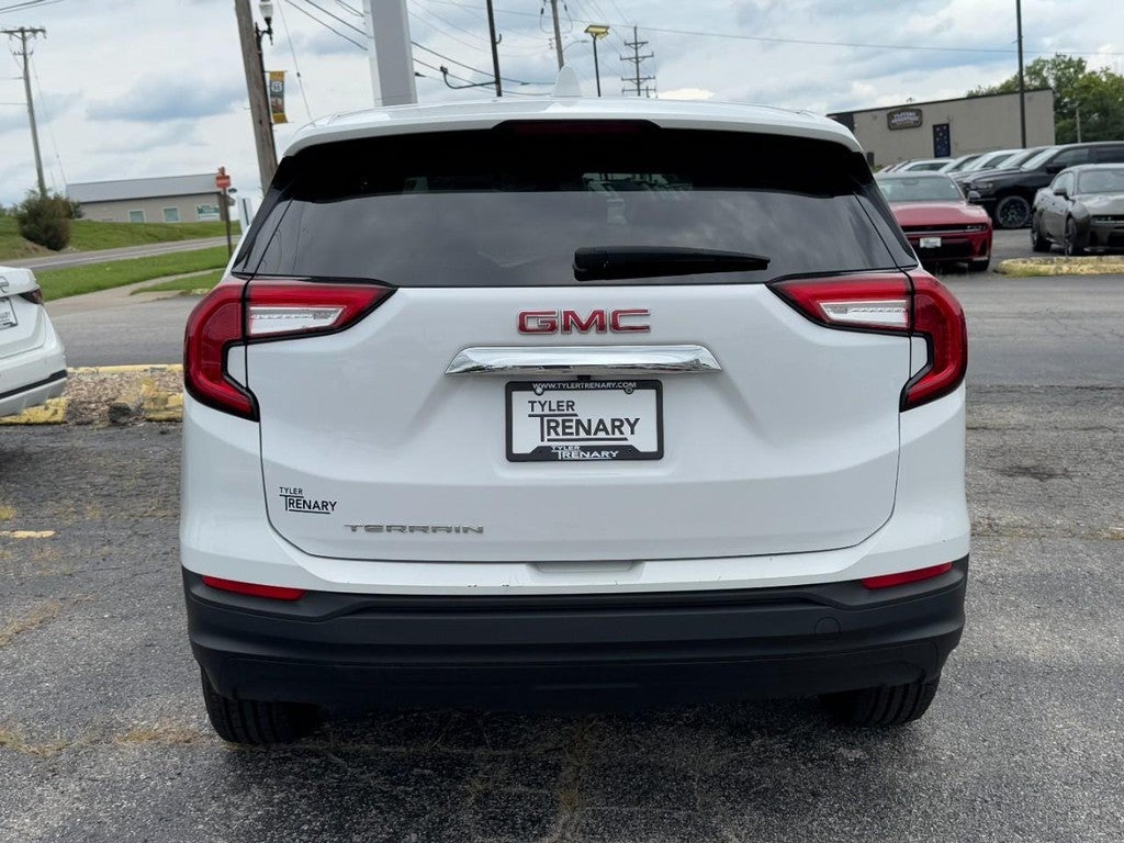 2024 GMC Terrain FWD 4dr SLE