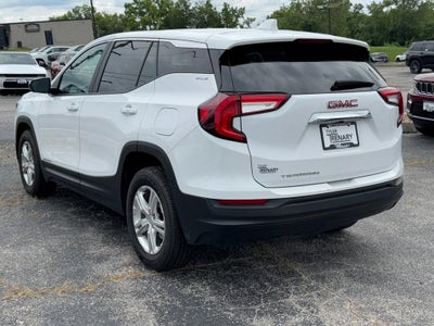 2024 GMC Terrain FWD 4dr SLE