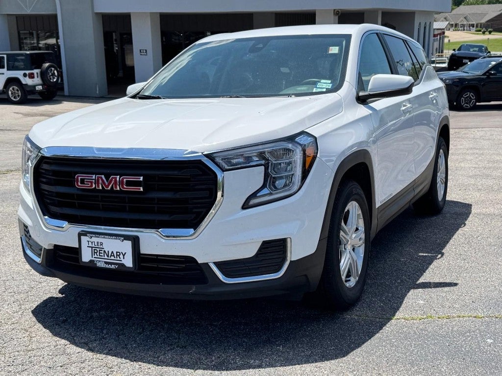 2024 GMC Terrain FWD 4dr SLE