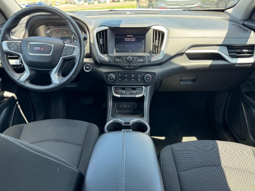 2024 GMC Terrain FWD 4dr SLE