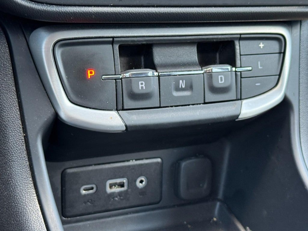 2024 GMC Terrain FWD 4dr SLE