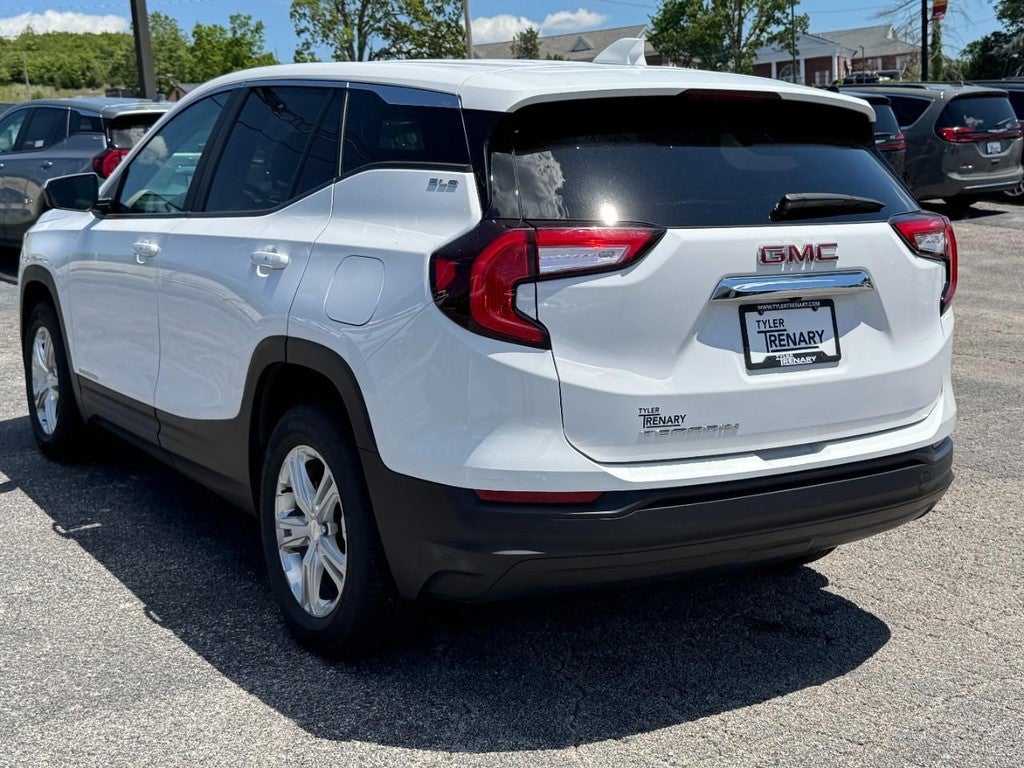 2024 GMC Terrain FWD 4dr SLE