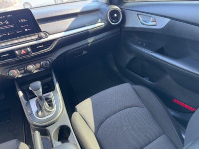 2022 Kia Forte LXS IVT