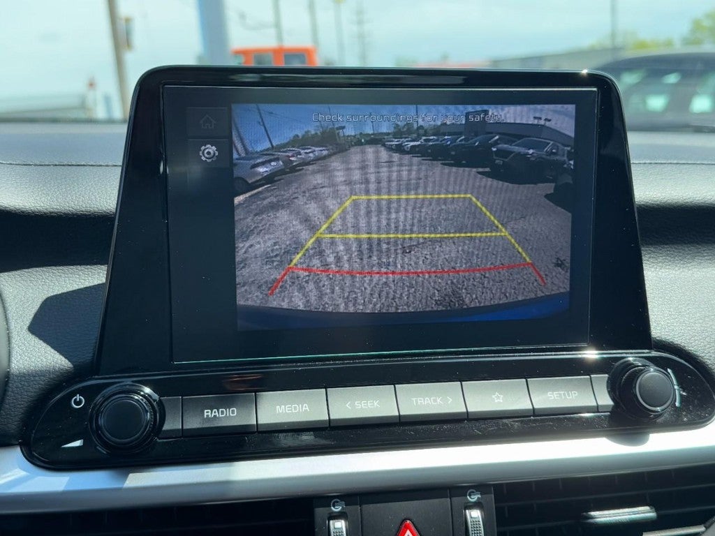 2024 Kia Forte LXS IVT