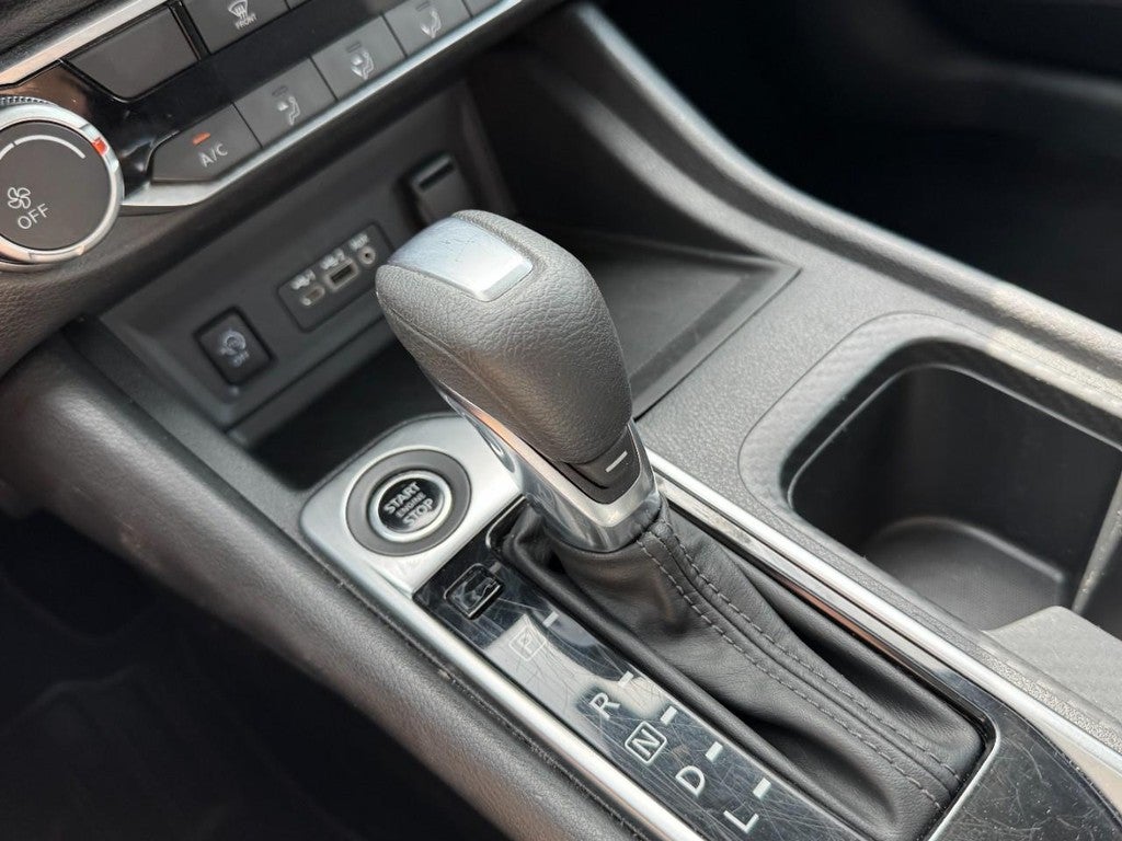 2024 Nissan Sentra SV CVT