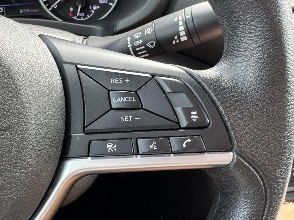 2024 Nissan Sentra SV CVT