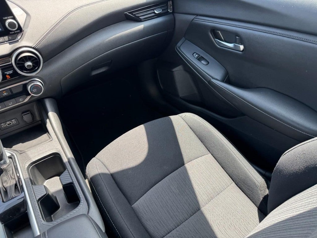 2024 Nissan Sentra SV CVT