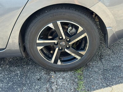 2024 Nissan Sentra SV CVT