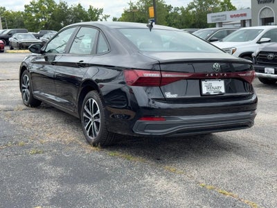 2025 Volkswagen Jetta Sport Auto