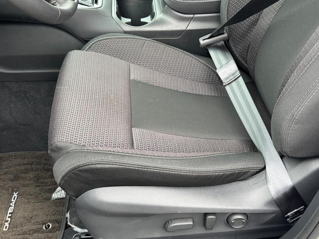 2025 Subaru Outback Premium AWD