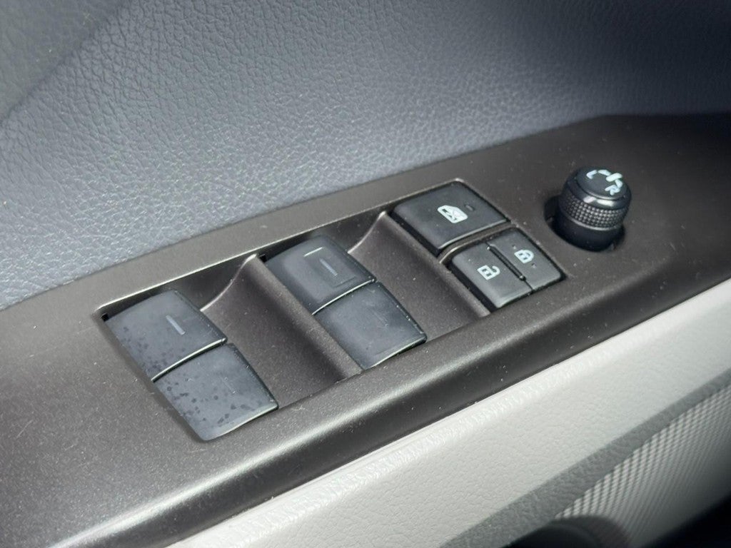 2024 Toyota Camry LE Auto (Natl)