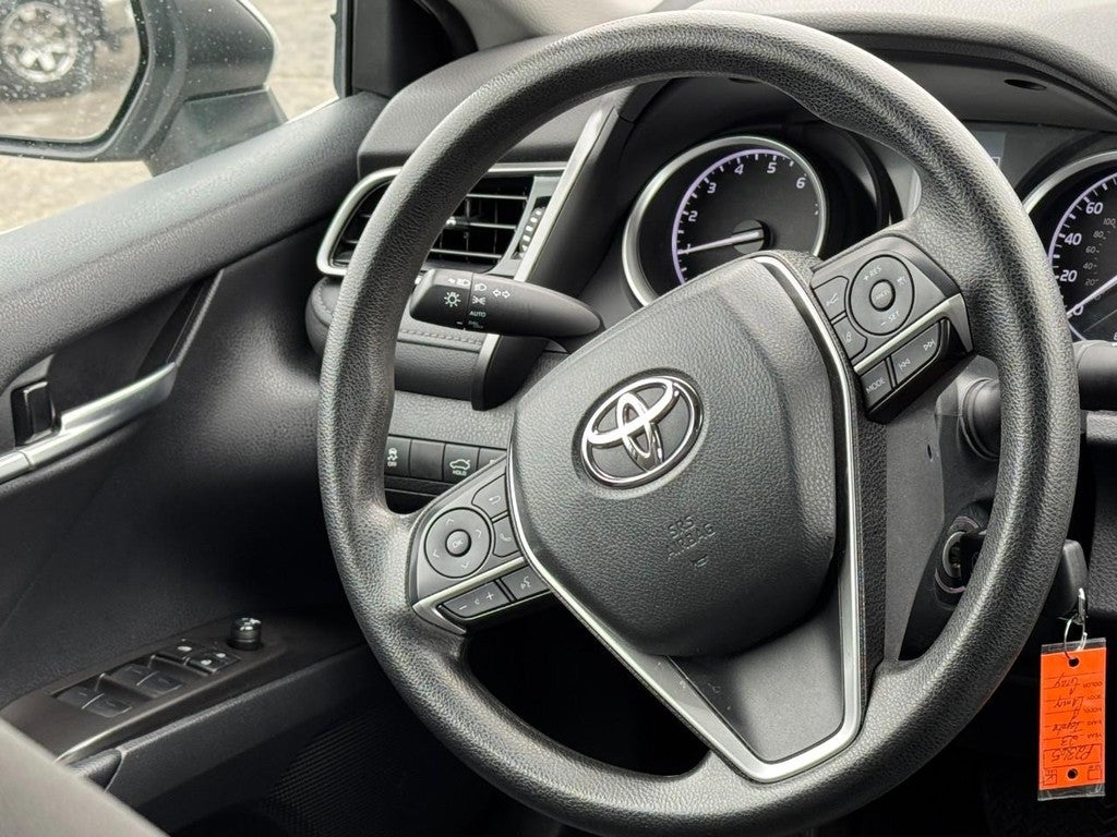 2023 Toyota Camry LE Auto (Natl)