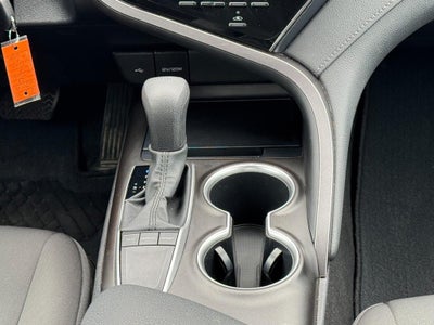 2023 Toyota Camry LE Auto (Natl)