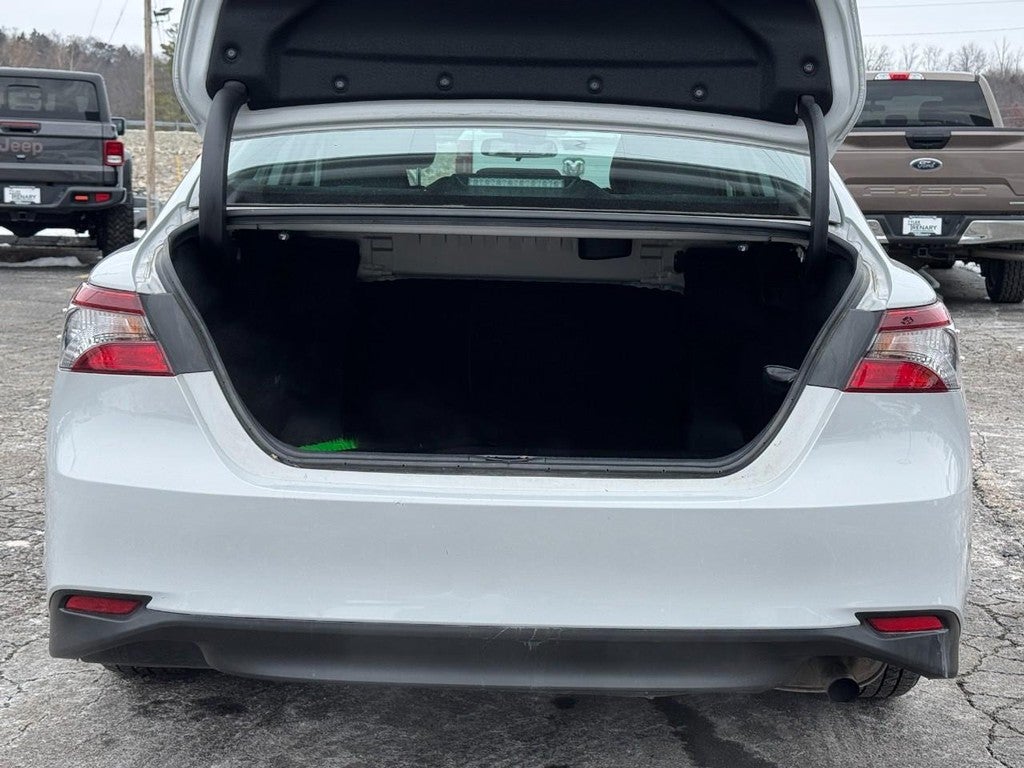 2023 Toyota Camry LE Auto (Natl)