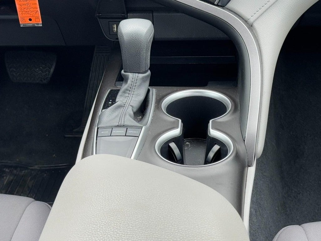 2024 Toyota Camry LE Auto (Natl)