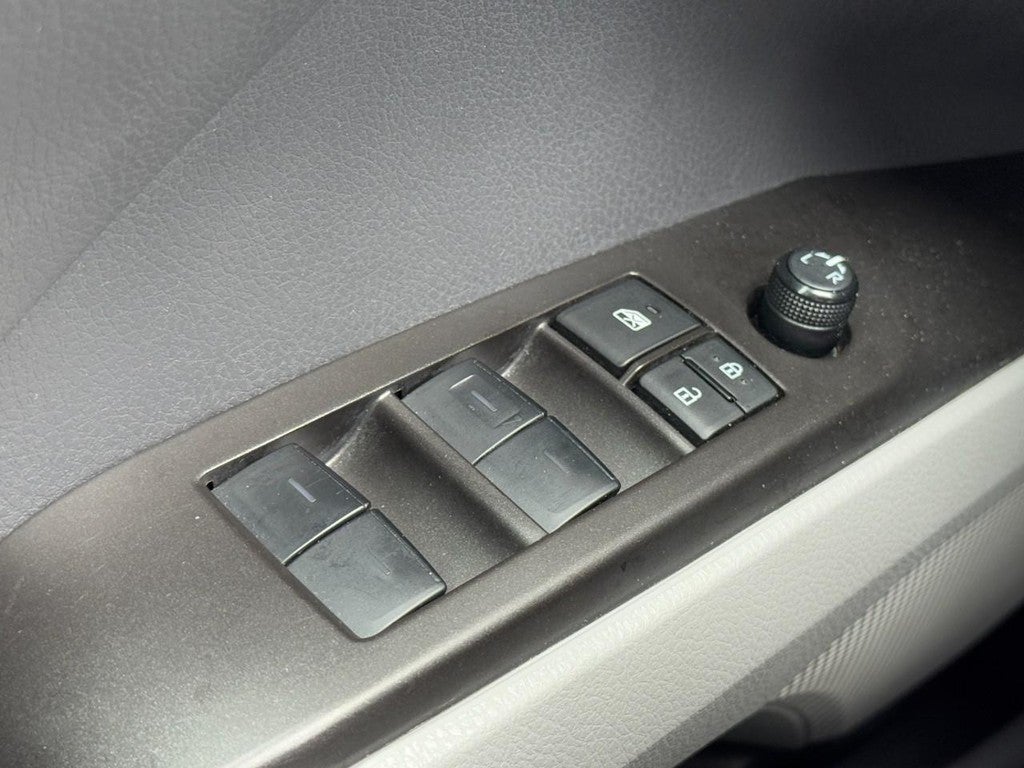 2024 Toyota Camry LE Auto (Natl)