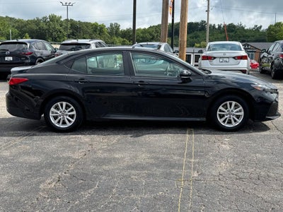 2025 Toyota Camry (Natl)