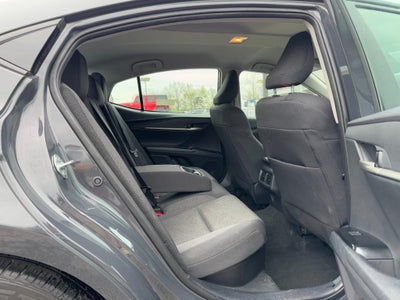 2025 Toyota Camry LE (Natl)