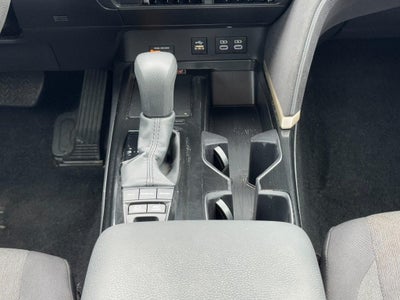 2025 Toyota Camry LE (Natl)