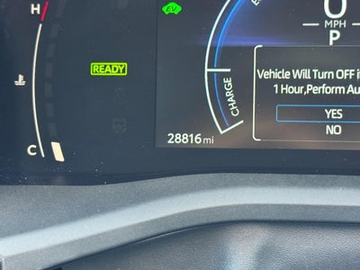 2025 Toyota Camry LE (Natl)