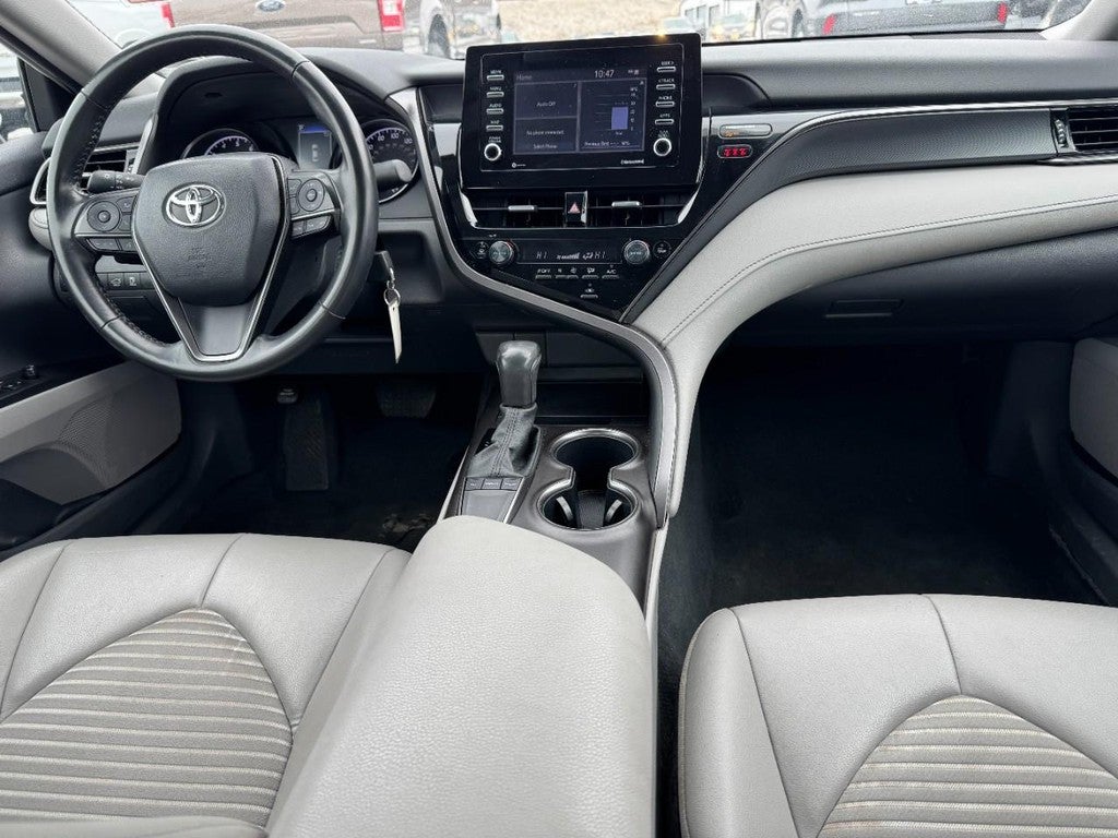 2024 Toyota Camry SE Auto (Natl)