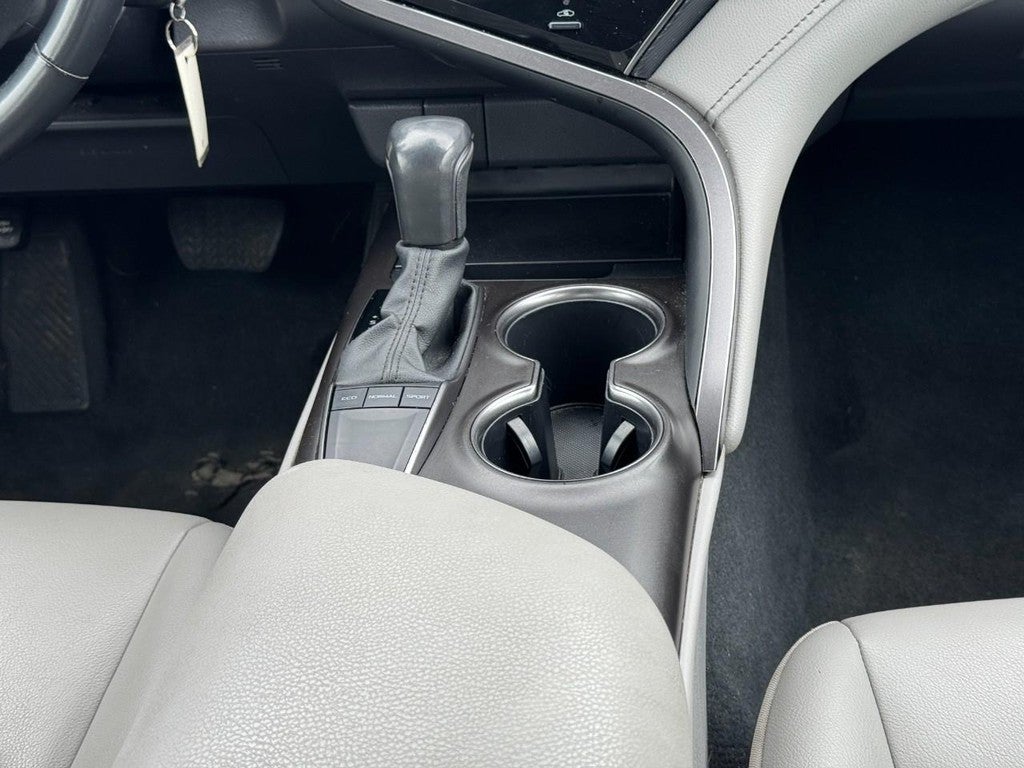 2024 Toyota Camry SE Auto (Natl)