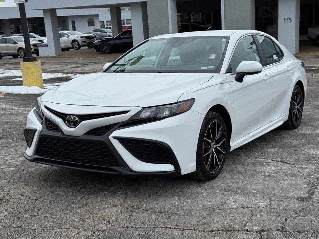 2024 Toyota Camry SE Auto (Natl)