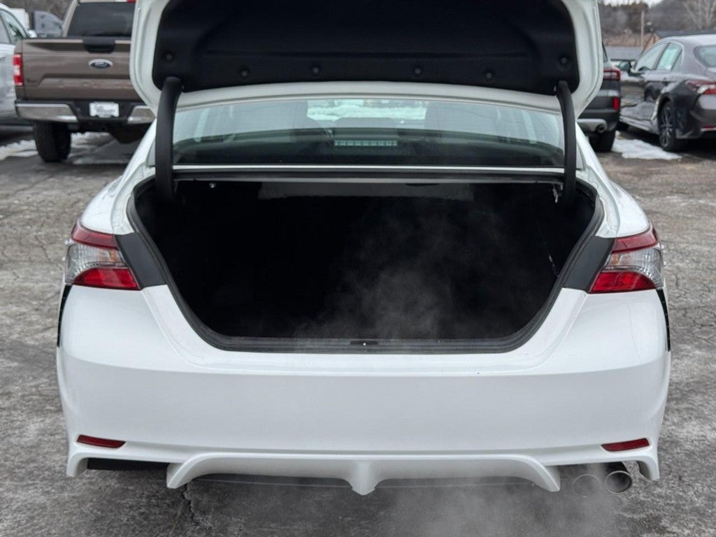 2024 Toyota Camry SE Auto (Natl)