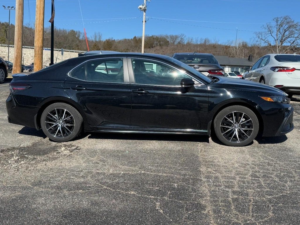 2024 Toyota Camry SE Auto (Natl)