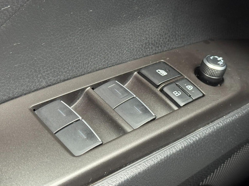 2023 Toyota Camry XSE Auto (Natl)