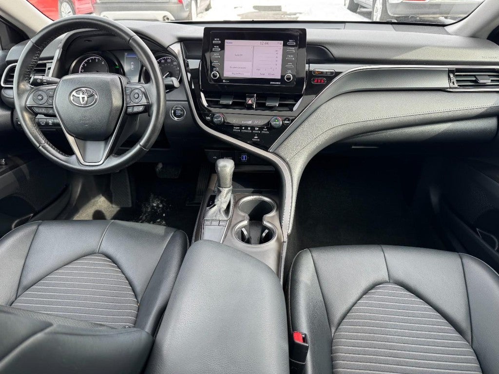 2023 Toyota Camry SE Auto (Natl)