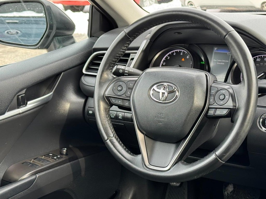 2023 Toyota Camry SE Auto (Natl)