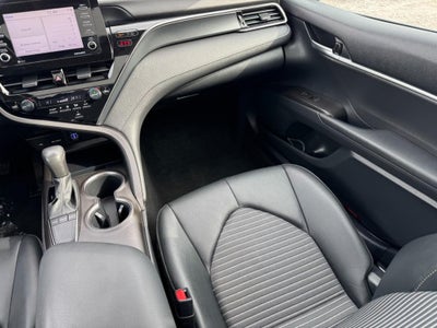 2023 Toyota Camry SE Auto (Natl)