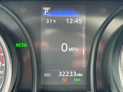 2023 Toyota Camry SE Auto (Natl)