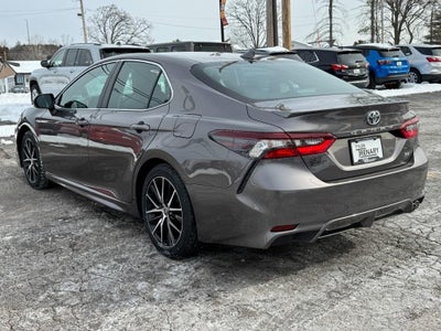 2023 Toyota Camry SE Auto (Natl)