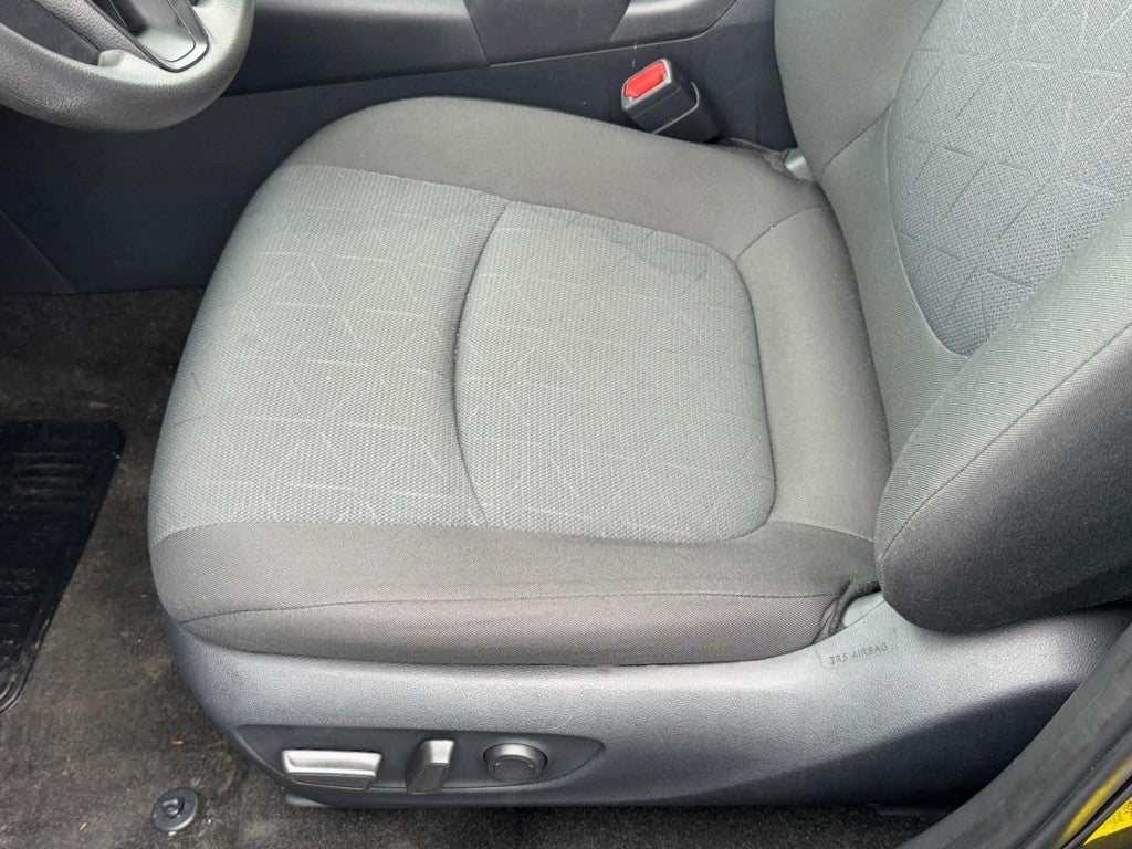 2025 Toyota RAV4 Hybrid XLE AWD (Natl)