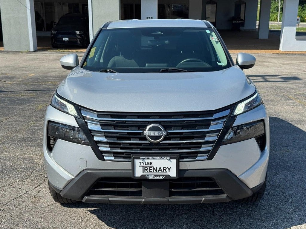 2024 Nissan Rogue FWD SV