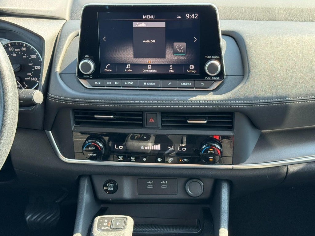 2024 Nissan Rogue FWD SV