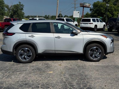 2024 Nissan Rogue FWD SV