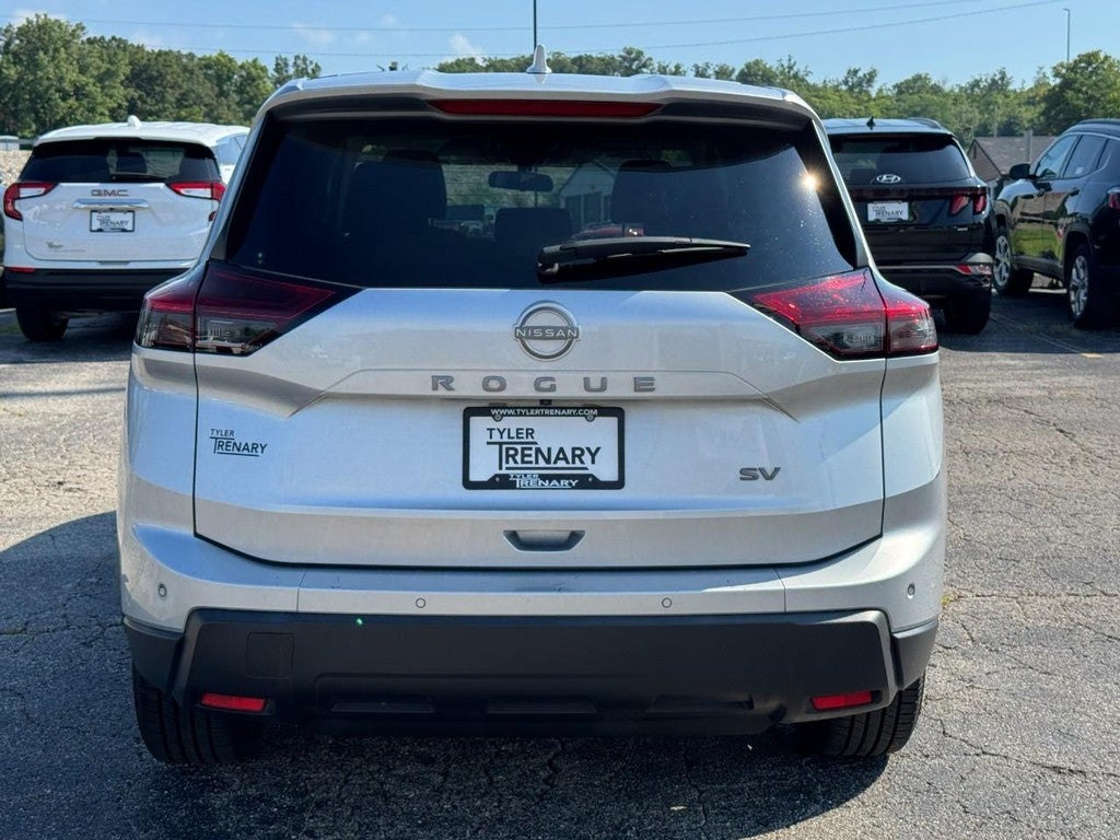 2024 Nissan Rogue FWD SV