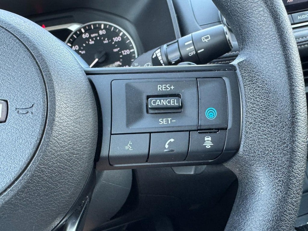 2024 Nissan Rogue AWD SV