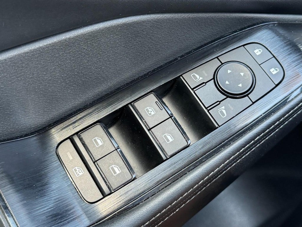 2024 Nissan Rogue AWD SV
