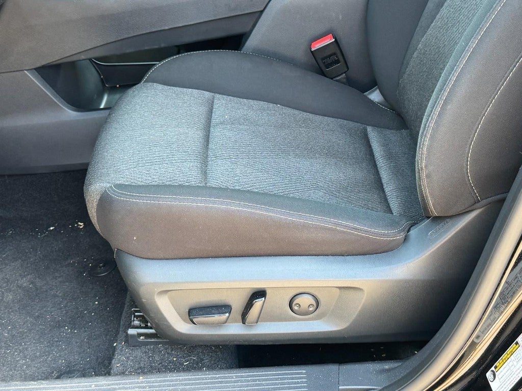 2024 Nissan Rogue AWD SV