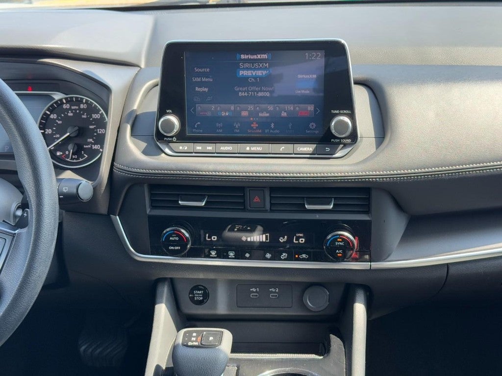 2024 Nissan Rogue AWD SV